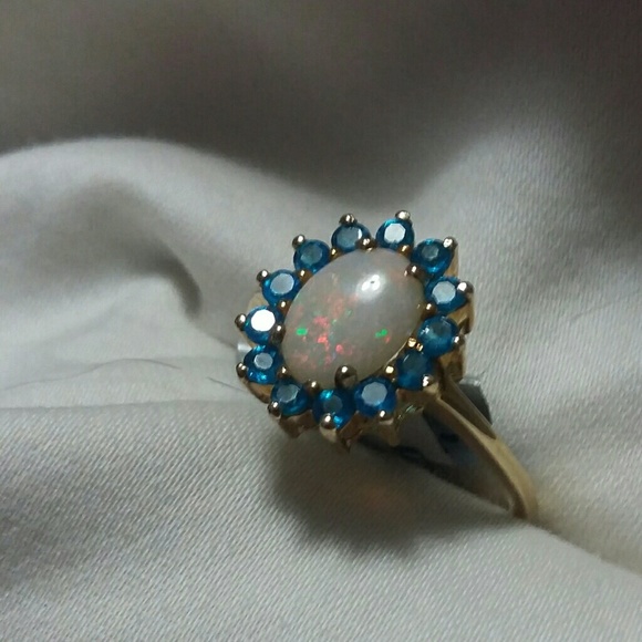 Opal and Neon Apatite Ring - Picture 2 of 6